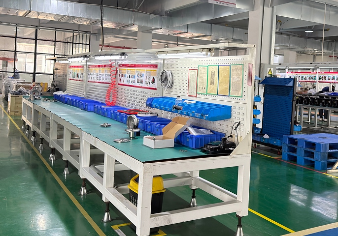 Industrial pump assembly and testing process at Aulank manufacturing facility